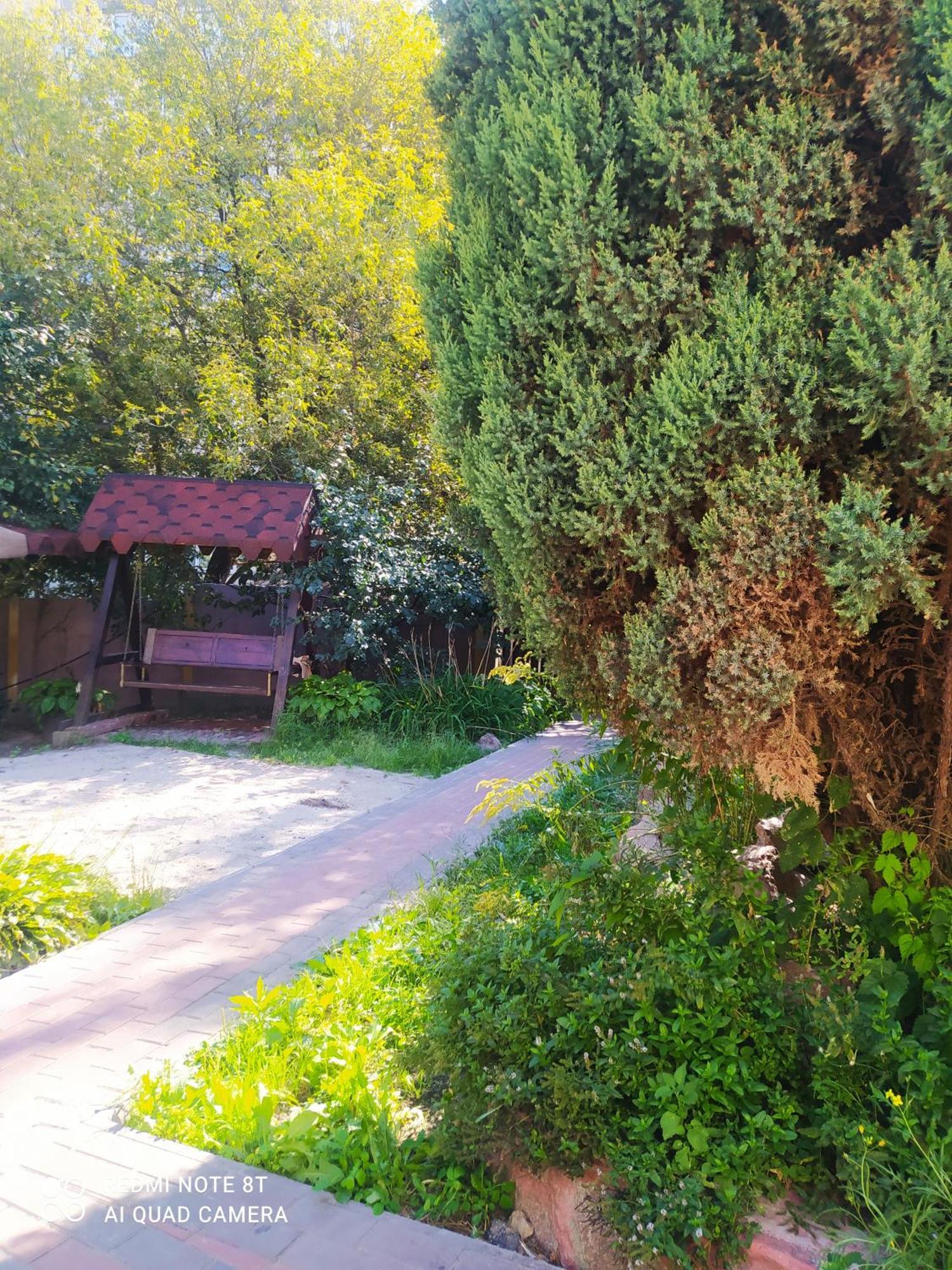 Куренiвський Двiр Κίεβο Εξωτερικό φωτογραφία